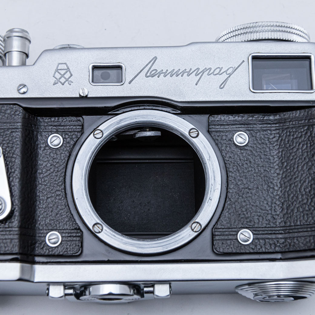 GOMZ Leningrad (レニングラード), JUPITER-8 5cm F2