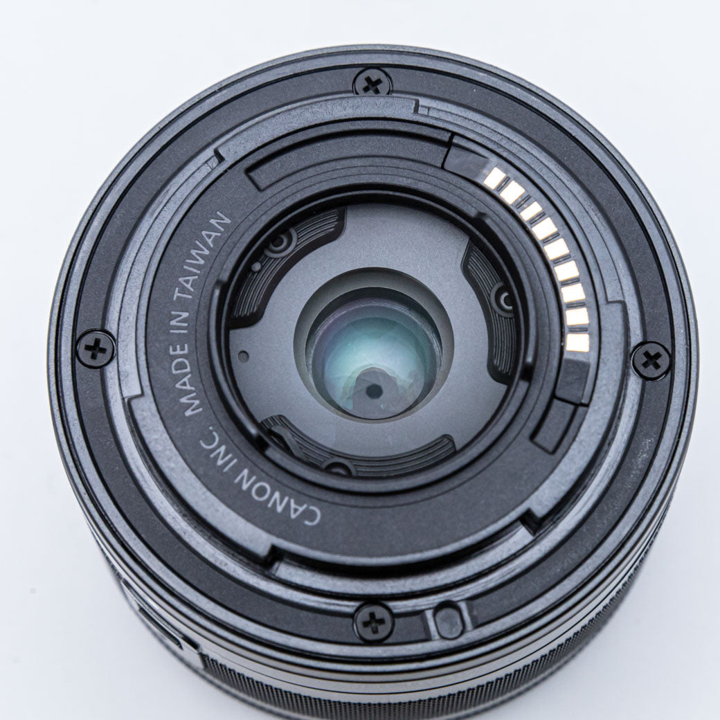 Canon EF-M 15-45mm F3.5-6.3 IS STM グラファイト