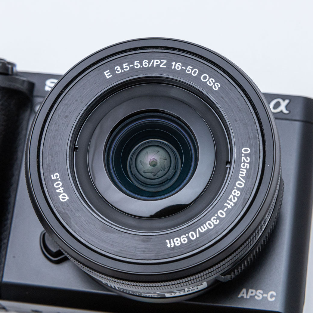 SONY α6000, E PZ 16-50mm F3.5-5.6 OSS