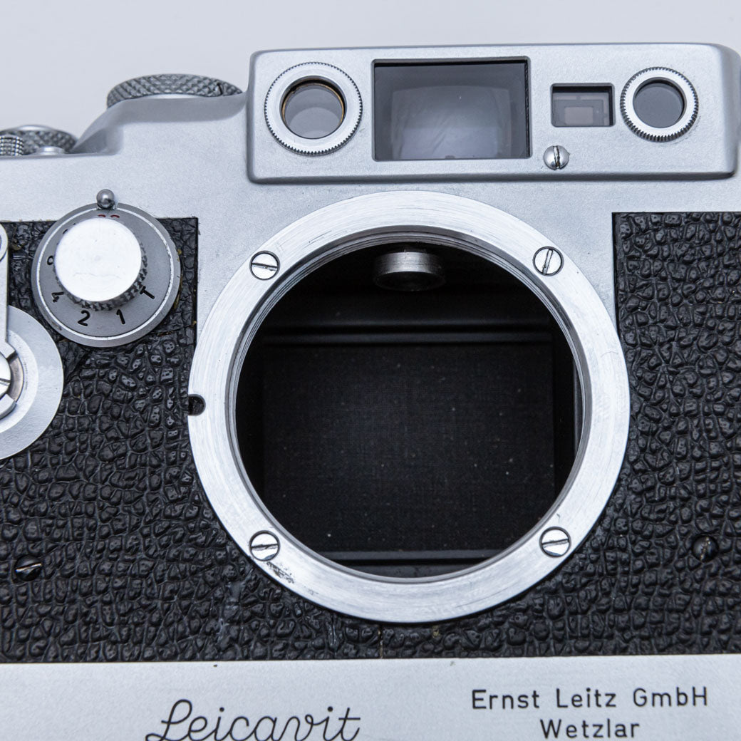 Leica IIIg Leicavit付き