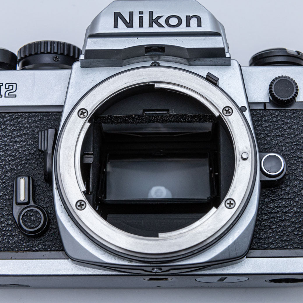 Nikon New FM2 シルバー, MD-12付き