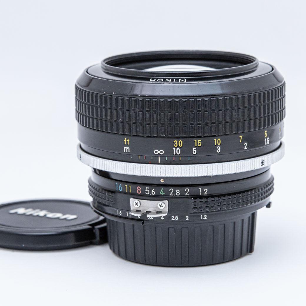 Nikon New Nikkor 55mm f1.2 Ai改23000円に変更出来ます
