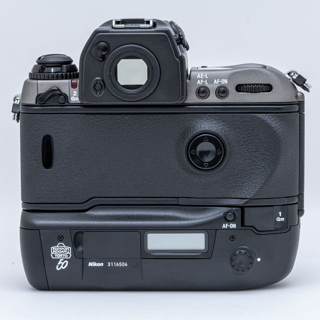 Nikon F5 50周年記念モデル