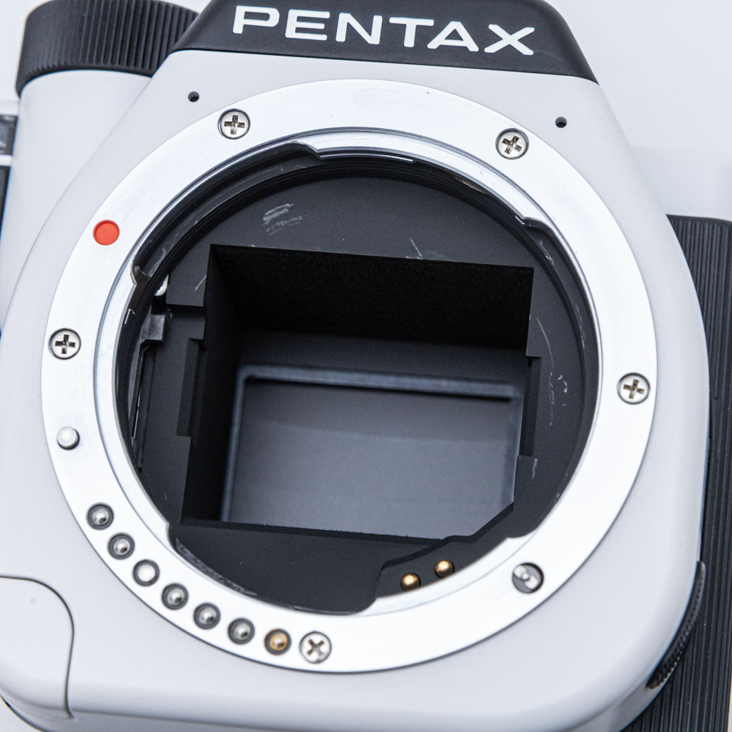 PENTAX K-01, DA 40mm F2.8 XS