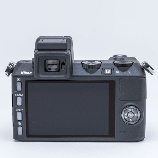 Nikon Nikon 1 V2 ブラック, VR 10-30mm F3.5-5.6 PD-ZOOM