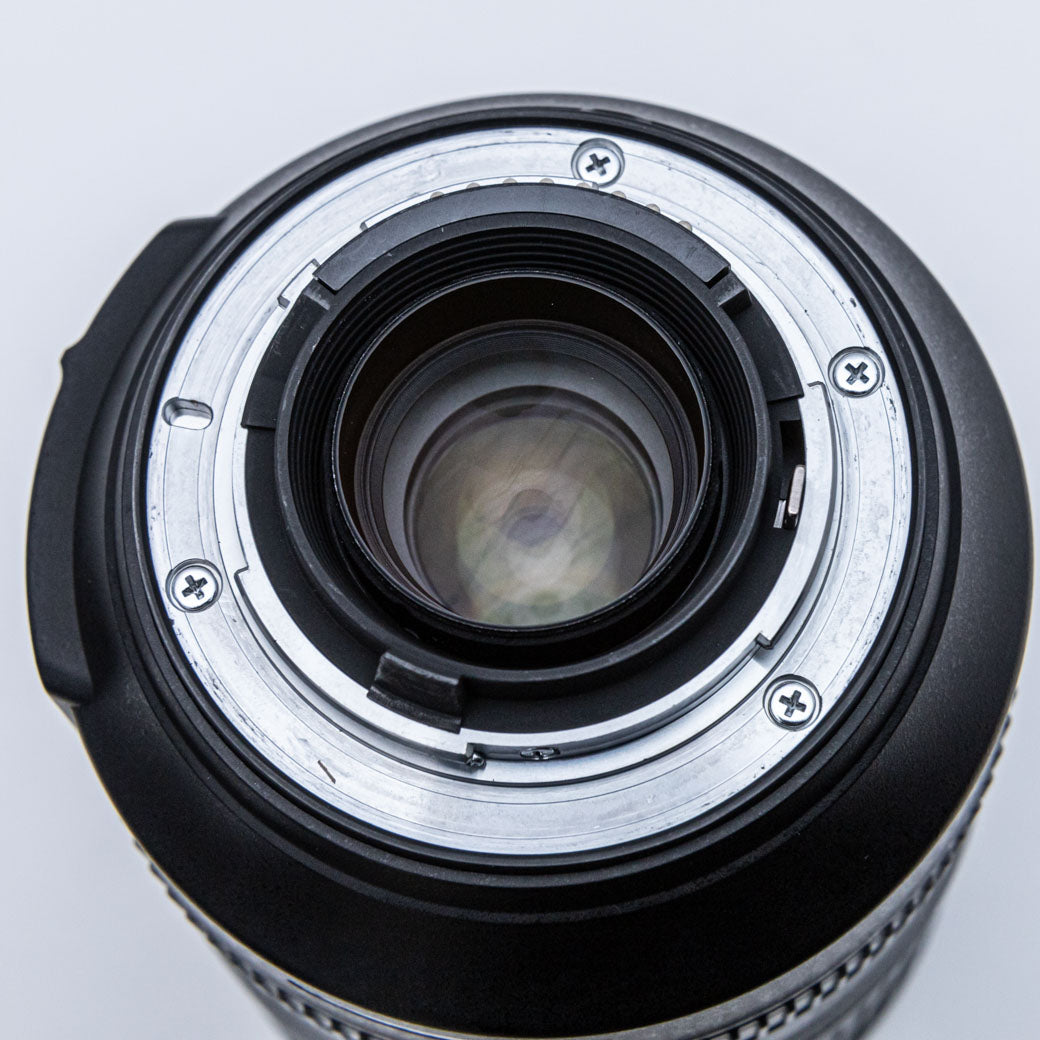 Nikon AF-S 28-300mm F3.5-5.6 G ED VR