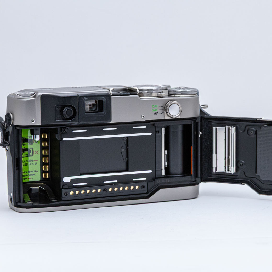 CONTAX G2, Planar 45mm F2