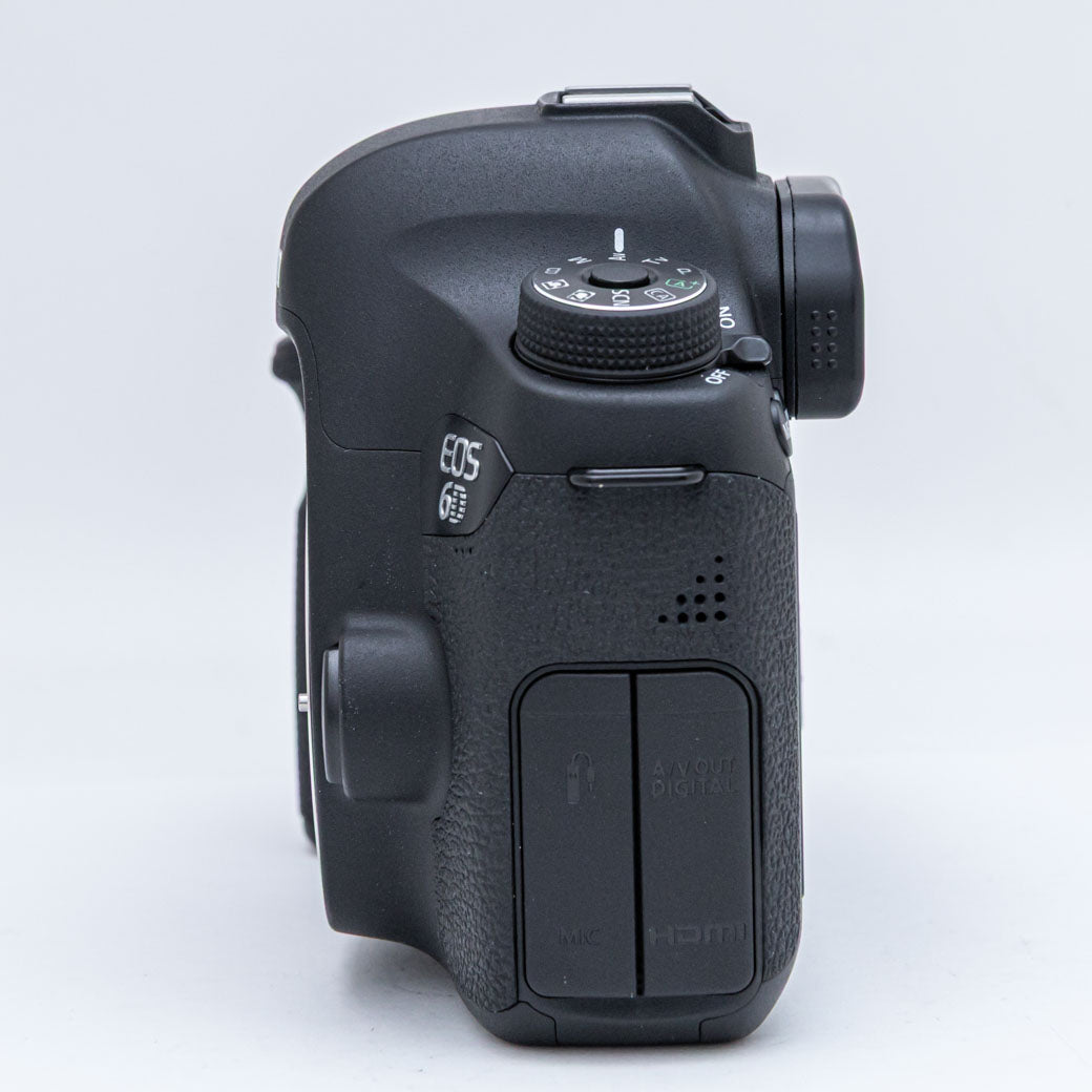 Canon EOS 6D + BG-E13