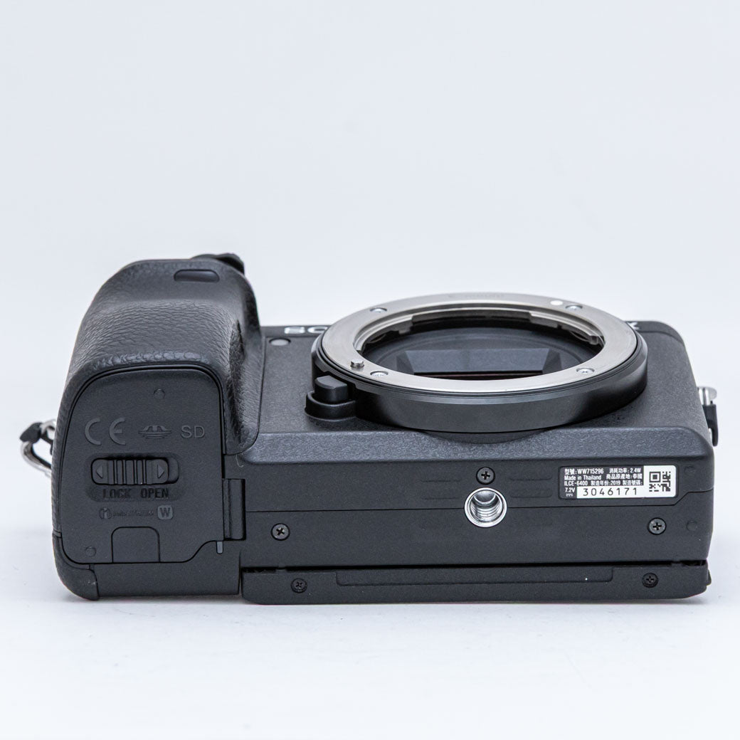 SONY α6400 (ILCE-6400) ブラック