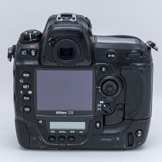 Nikon D3