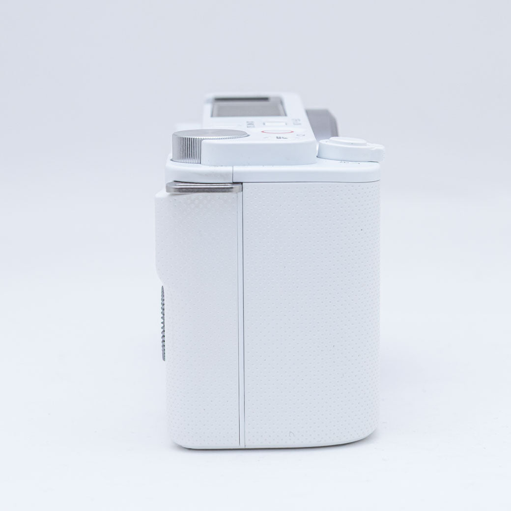 SONY ZV-E10 ホワイト