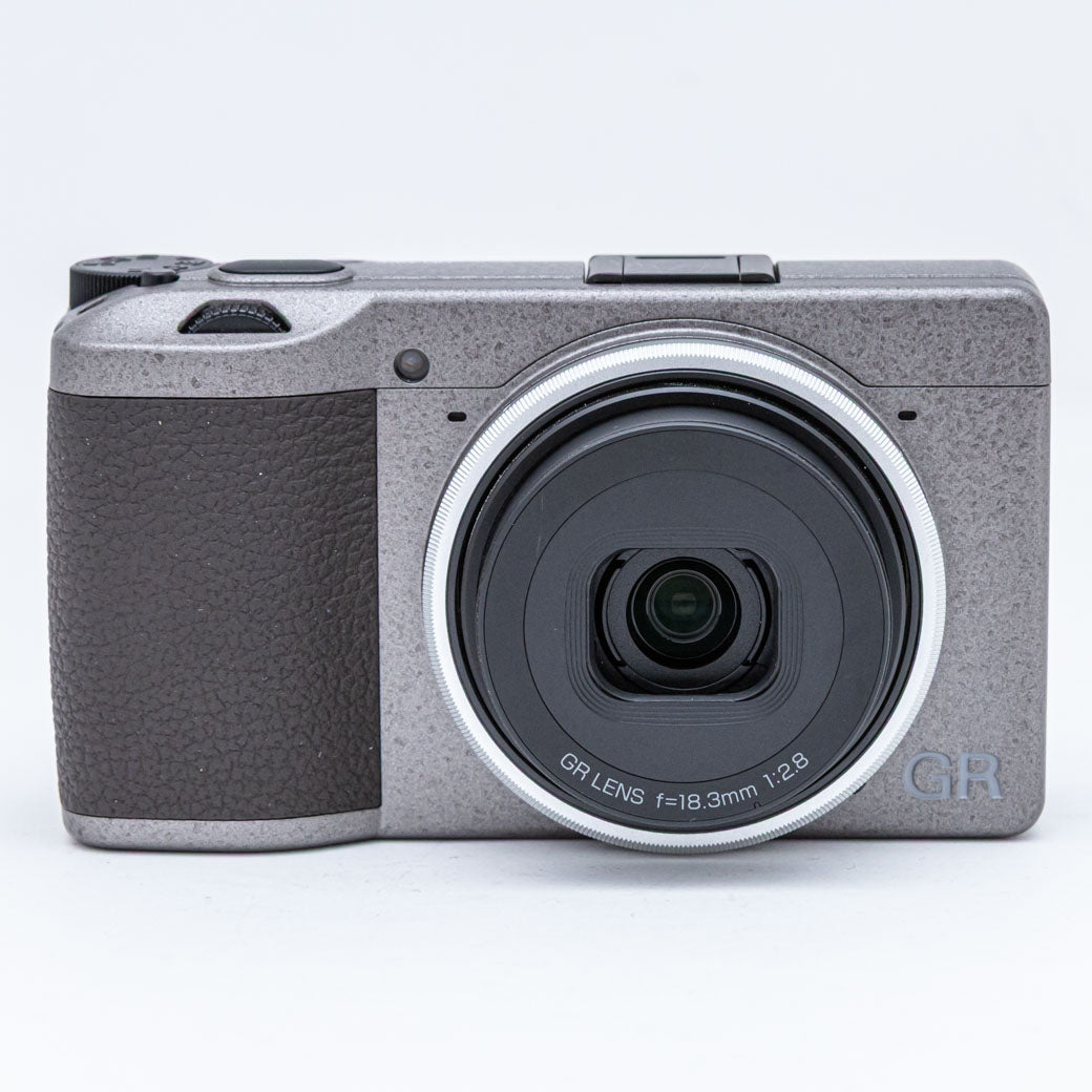 【美品/付属品多数】RICOH GR3 III Diary Edition 本体 RICOH GR III Diary Edition Special Limited Kit: A limited