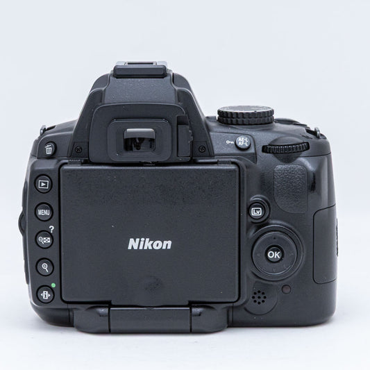 Nikon D5000