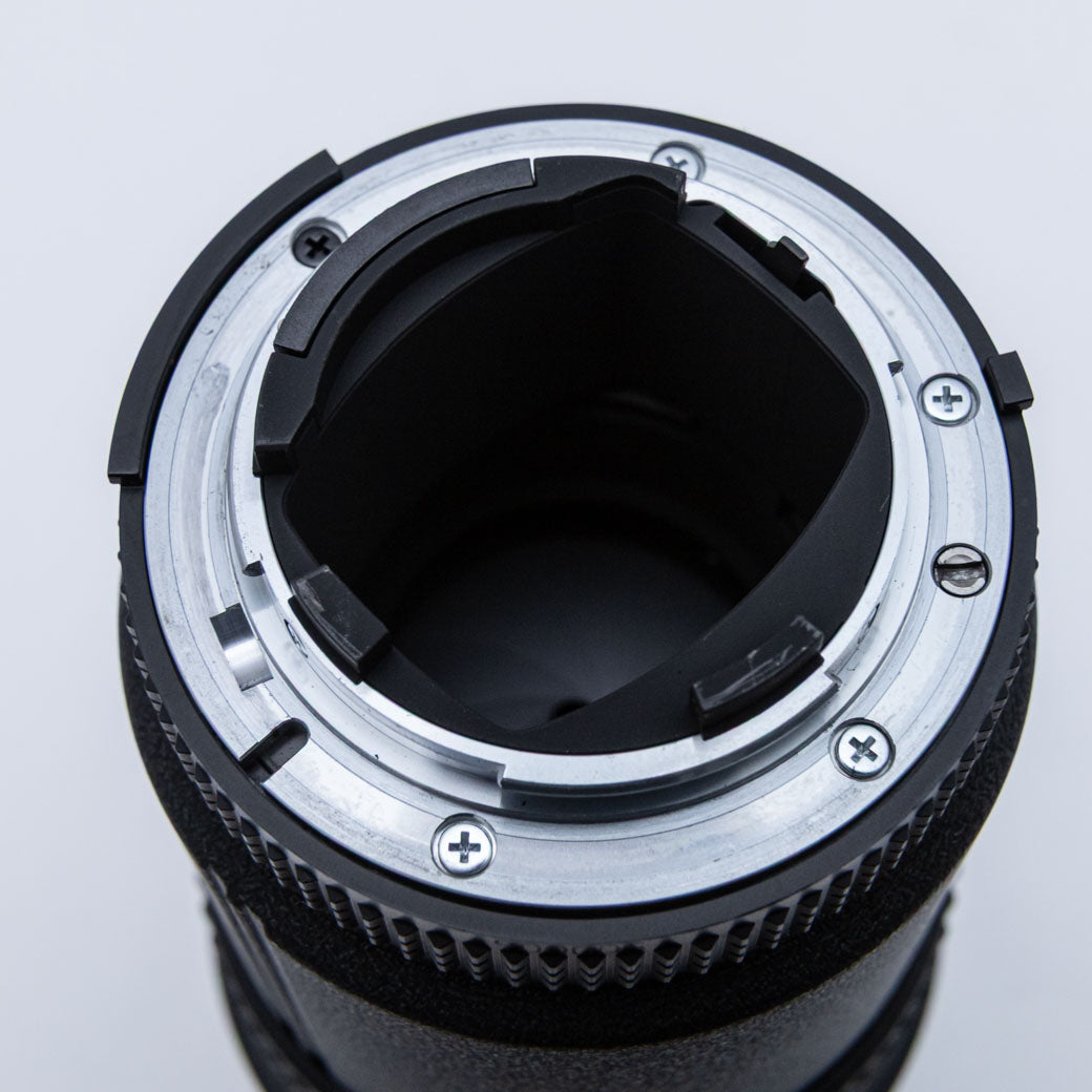 Nikon AF Nikkor 180mm F2.8 D IF-ED