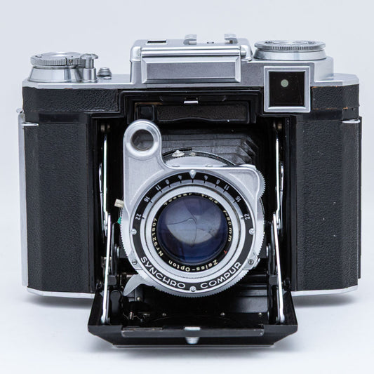 Zeiss Ikon ユニバーサルスーパーシックスV型 (Super Ikonta 533/16)
