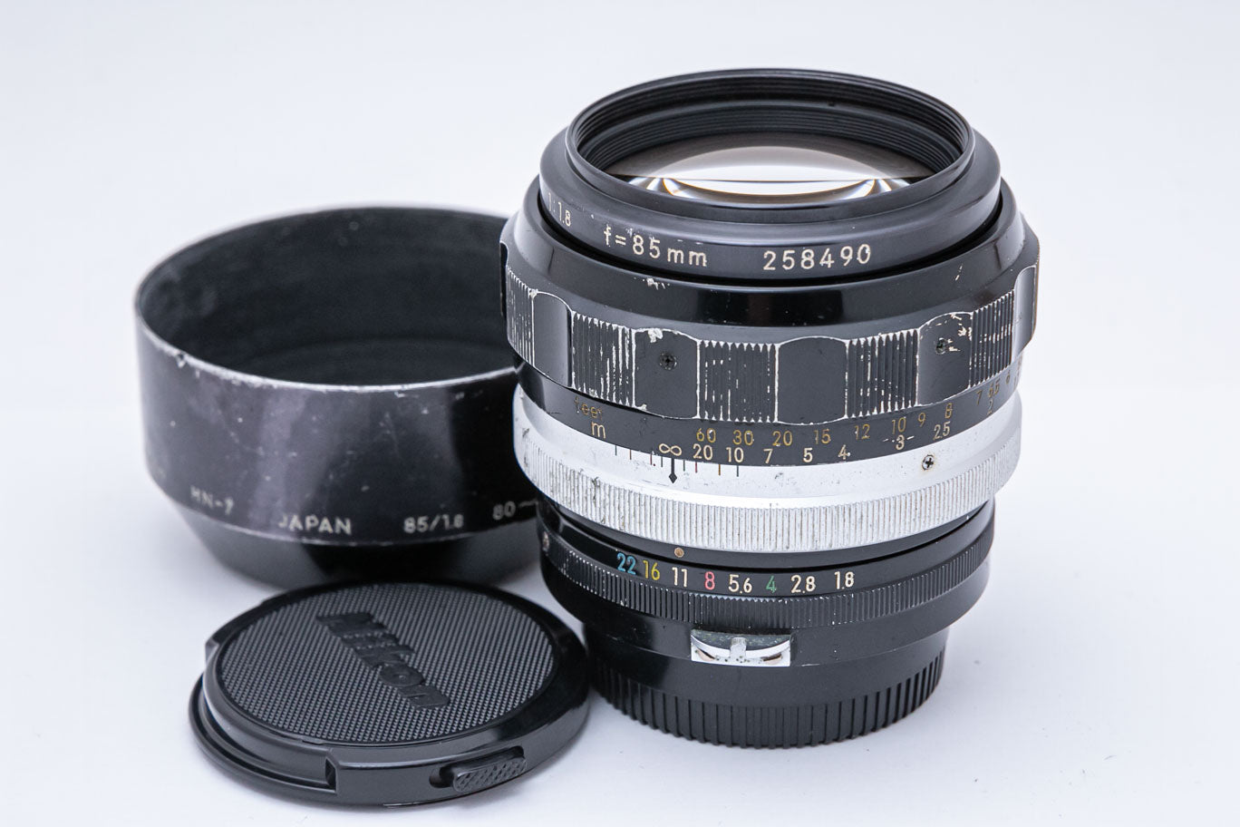 Nikon Nikkor-H Auto 85mm F1.8