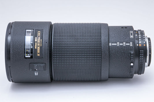 Nikon AF 80-200mm F2.8 D ED 直進ズーム