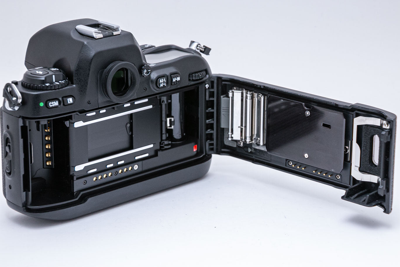 Nikon F100
