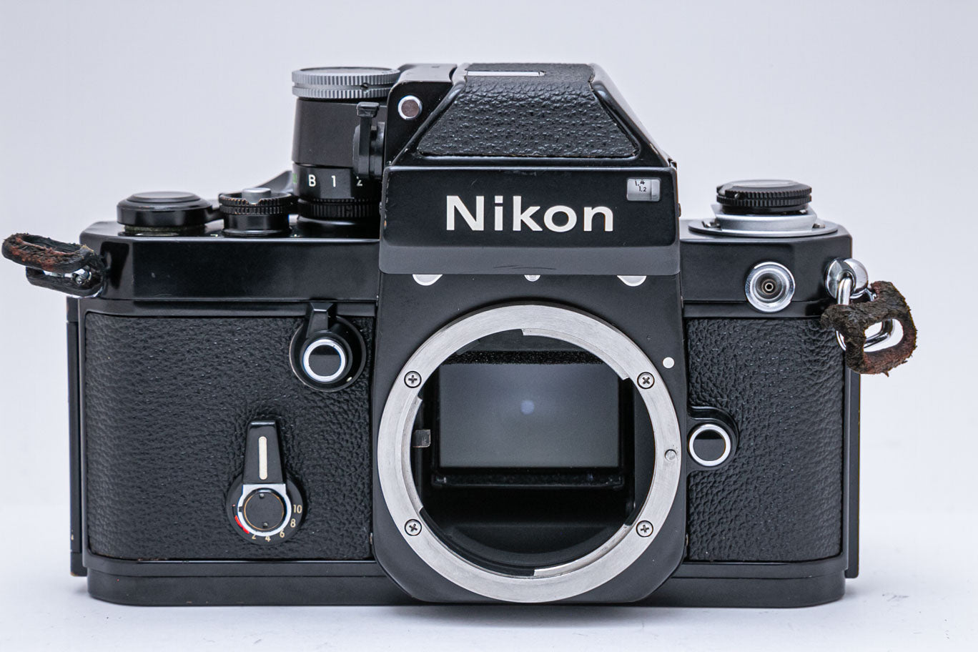 Nikon F2 フォトミック ブラック – ねりま中古カメラきつね堂