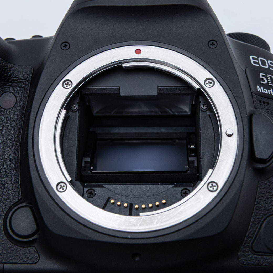 Canon EOS 5D Mark IV