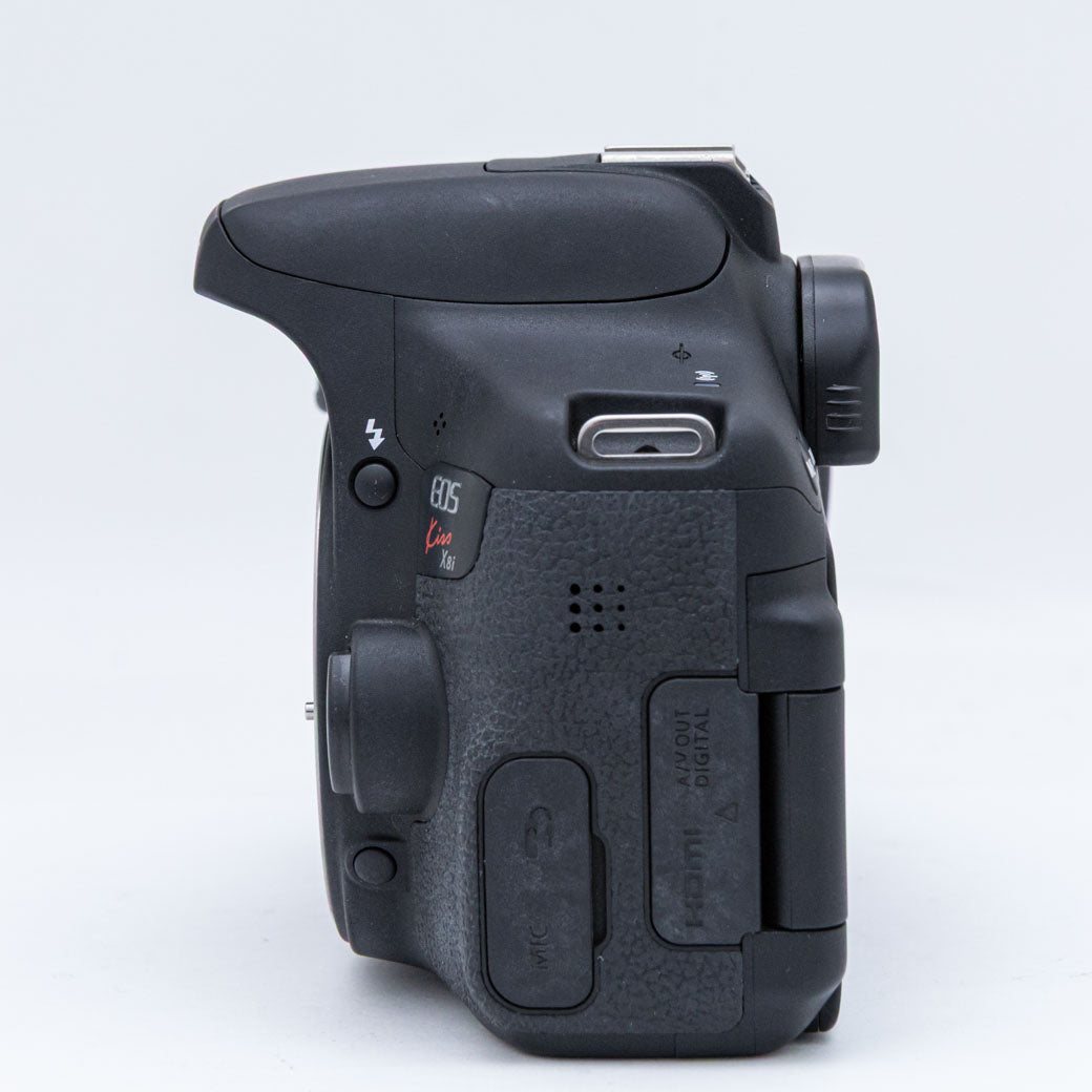 Canon EOS Kiss X8i