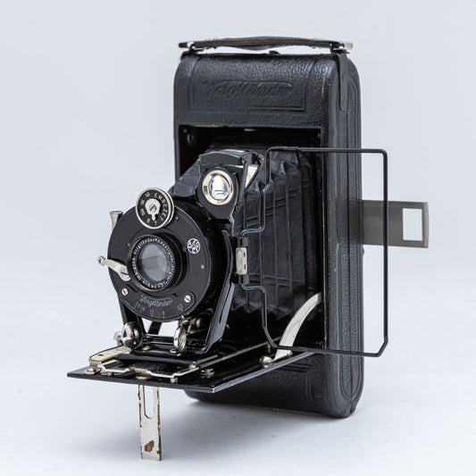 Voigtlander ロールフィルムカメラ 5x8 (Voigtar 9cm F6.3)