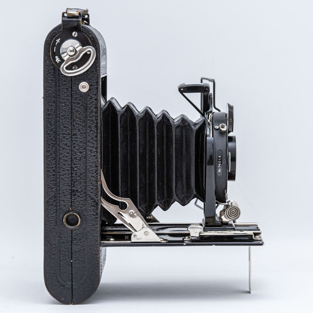 Voigtlander ロールフィルムカメラ 6x9 (Heliar 10.5cm F4.5)