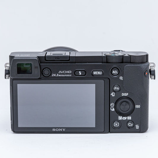 SONY α6000, E PZ 16-50mm F3.5-5.6 OSS