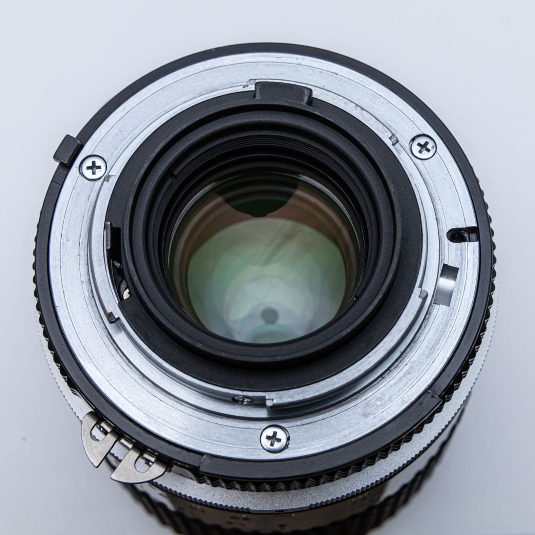 Nikon Ai Micro Nikkor 105mm F2.8 S, PN-11付き