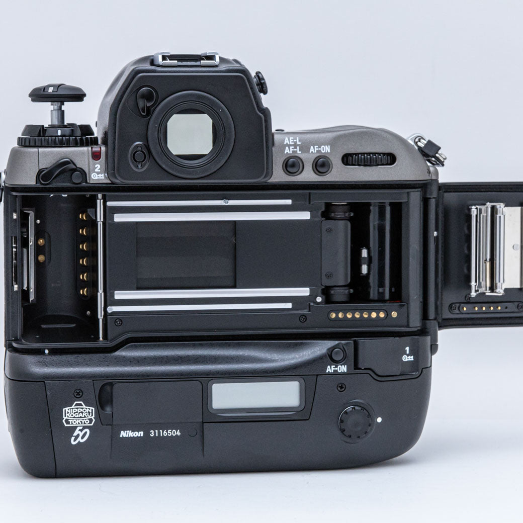 Nikon F5 50周年記念モデル – ねりま中古カメラきつね堂