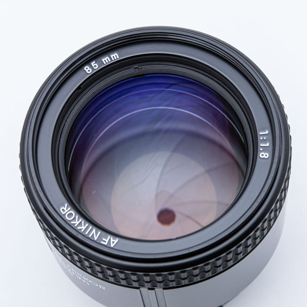 Nikon AF 85mm F1.8