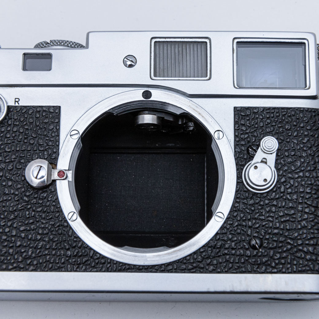 Leica M2