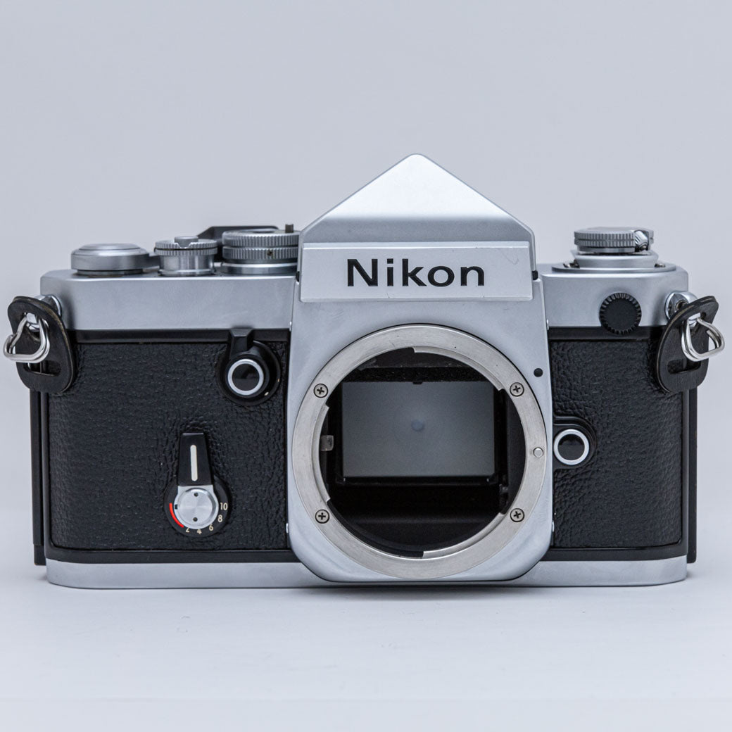ニコン　F2　アイレベル　シルバー　35mm　フィルム一眼レフカメラ Nikon F2 アイレベル シルバー – ねりま中古カメラきつね堂