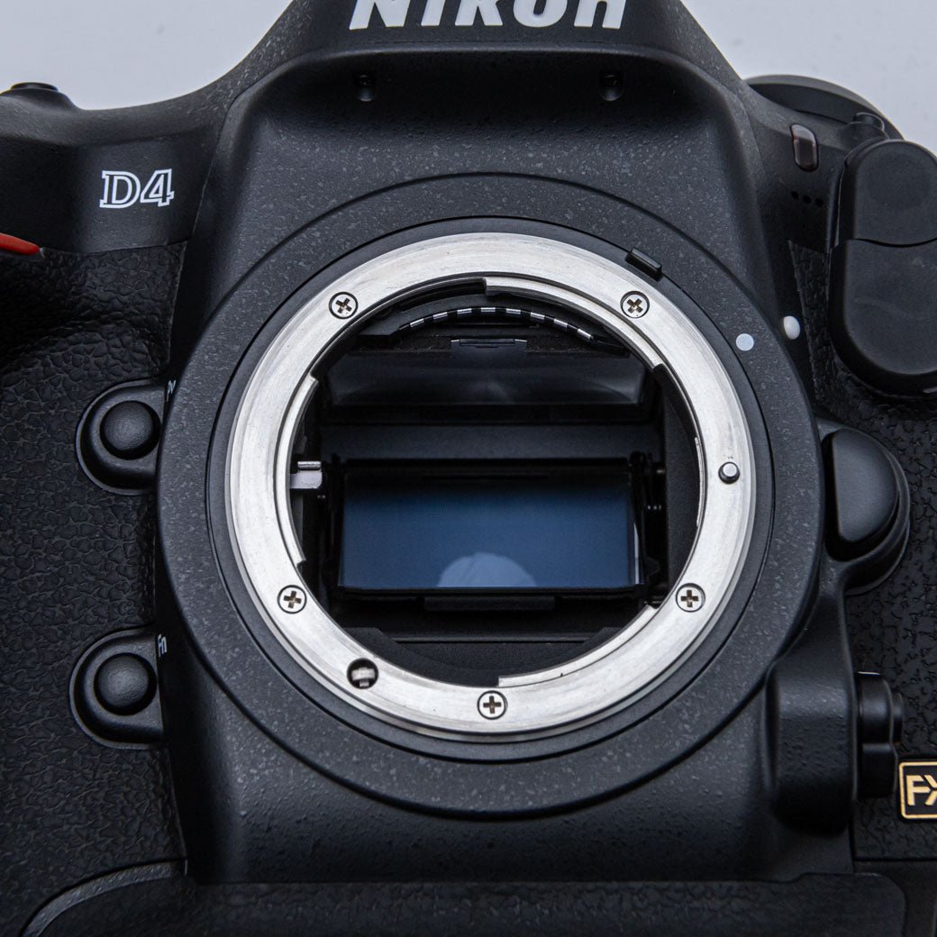 Nikon D4