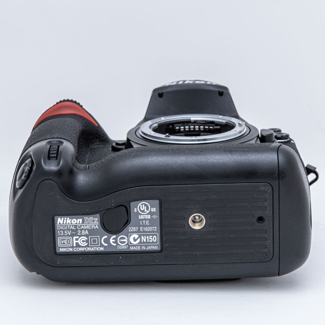 Nikon D2X – ねりま中古カメラきつね堂