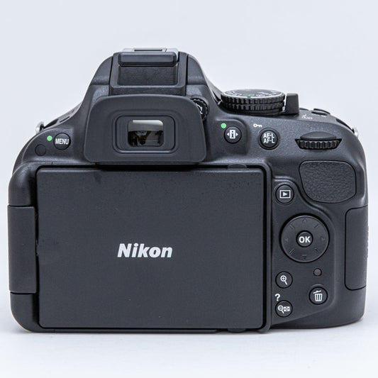 Nikon D5200