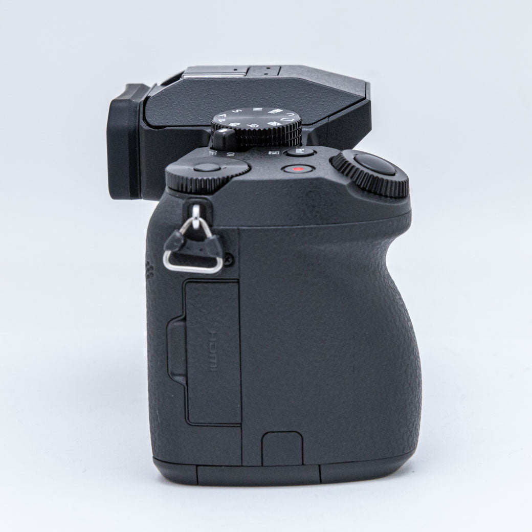 PANASONIC LUMIX DMC-G7 ボディ LUMIX DMC-G7 ボディの製品画像 - 価格.com