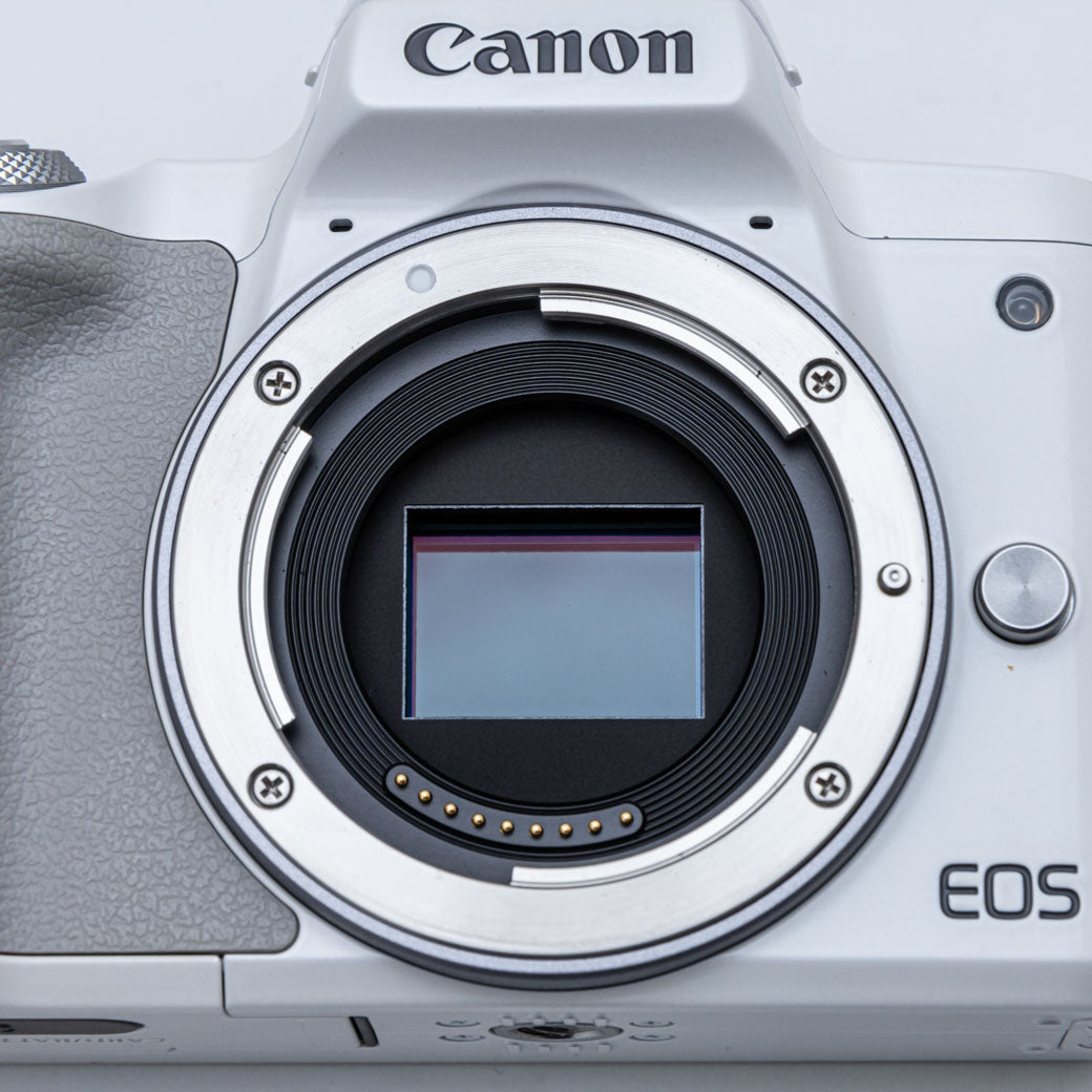 Canon EOS Kiss M ホワイト ダブルズームキット