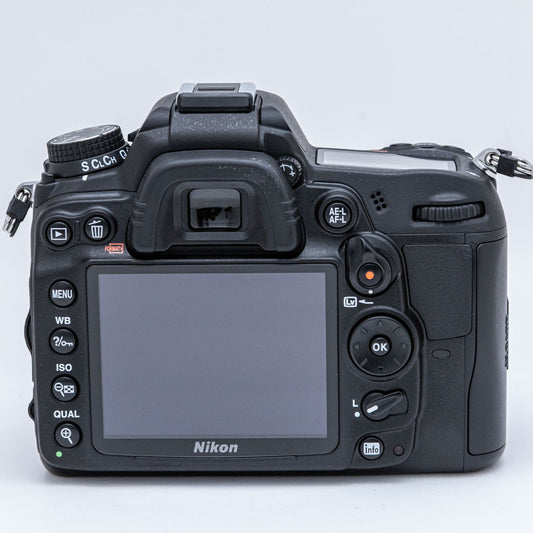 Nikon D7000