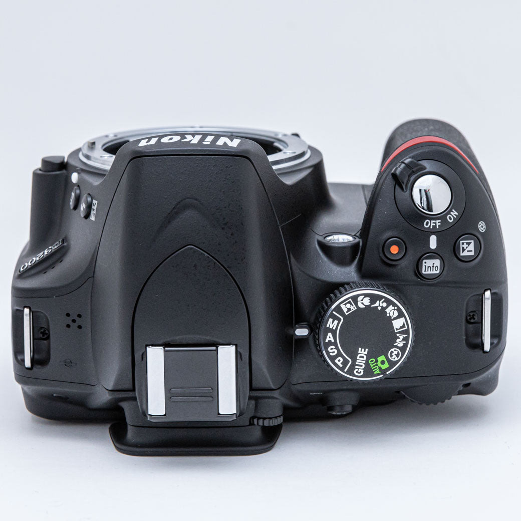 Nikon D3200 – ねりま中古カメラきつね堂