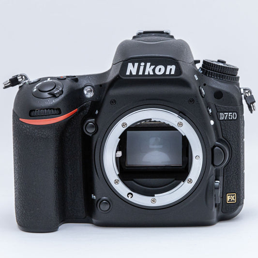 Nikon D750