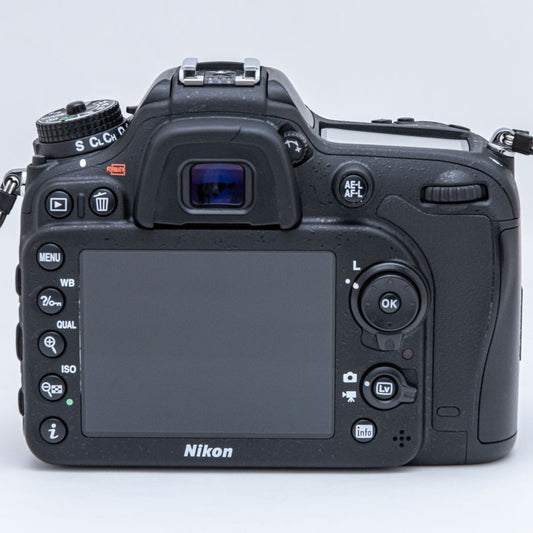 Nikon D7200