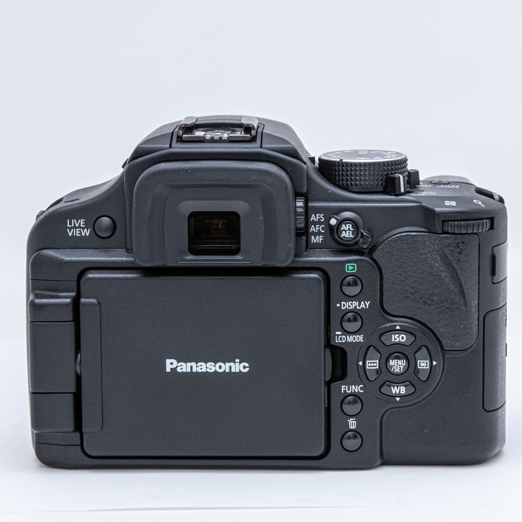 Panasonic DMC-L10, LEICA D VARIO-ELMAR 14-50mm F3.8-5.6 ASPH. MEGA O.I.S.
