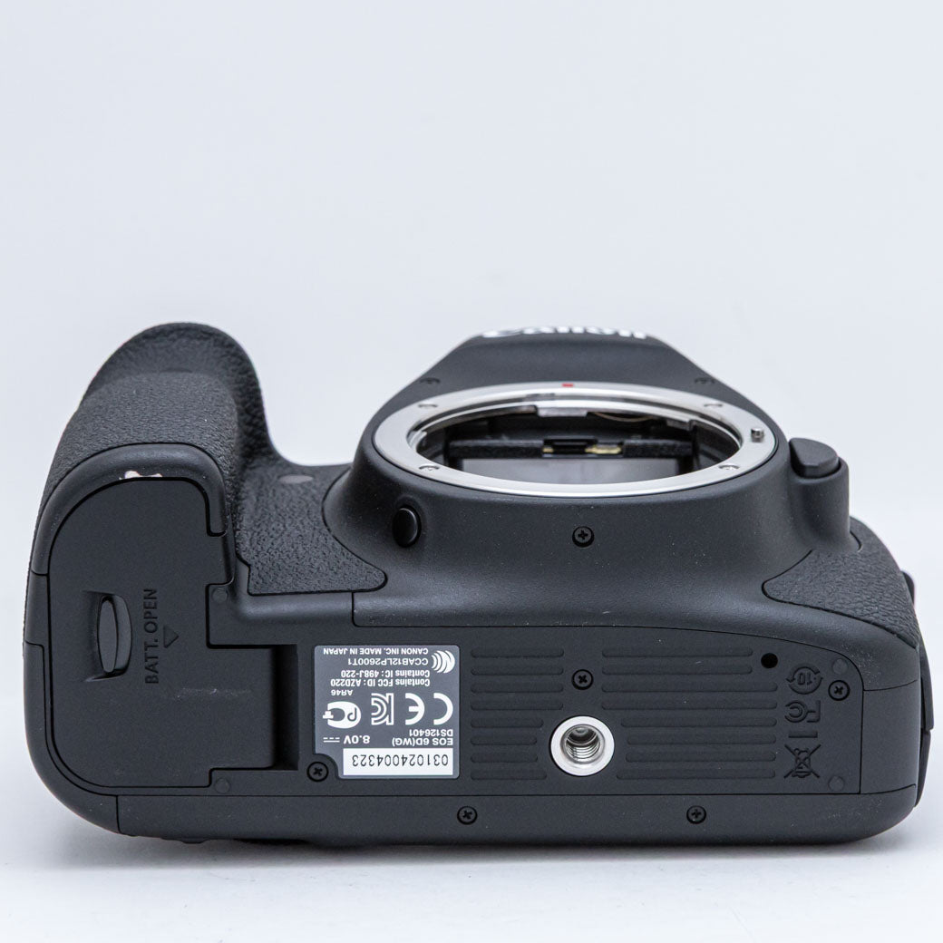 Canon EOS 6D + BG-E13