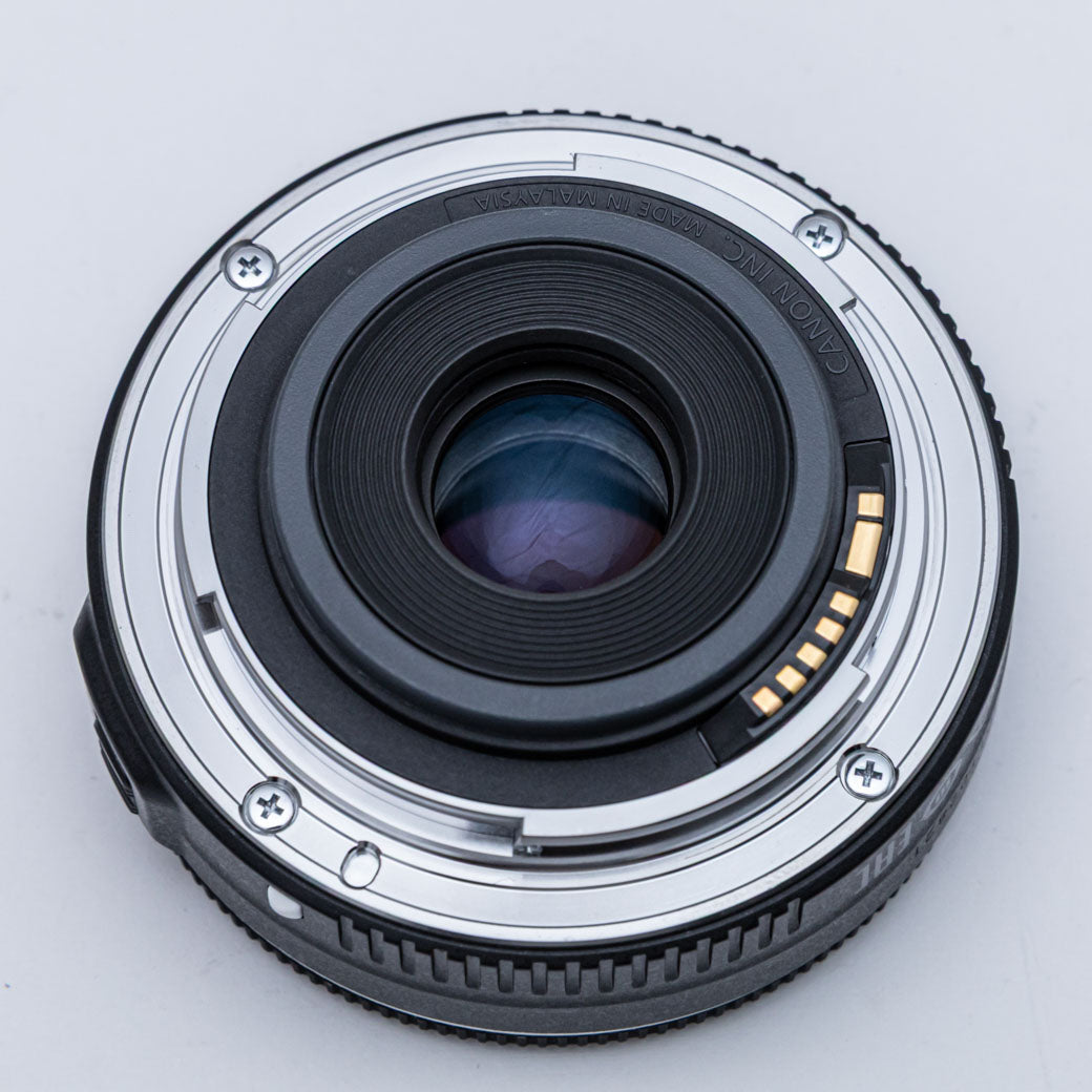 Canon EF-S 24mm F2.8 STM
