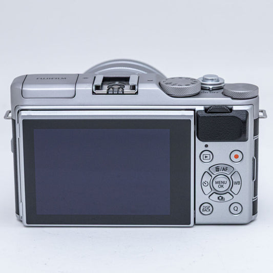 FUJIFILM X-A5 シルバー, XC 15-45mm F3.5-5.6 OIS PZ