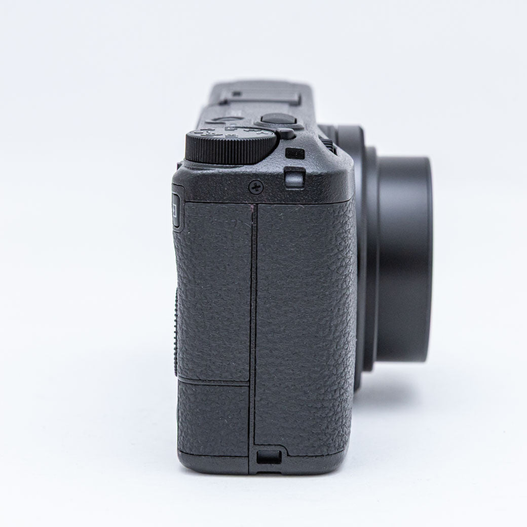 RICOH GR IIIx