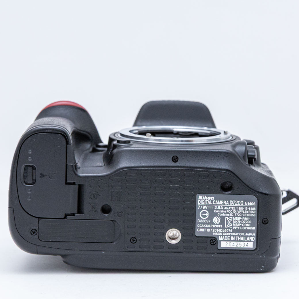 Nikon D7200