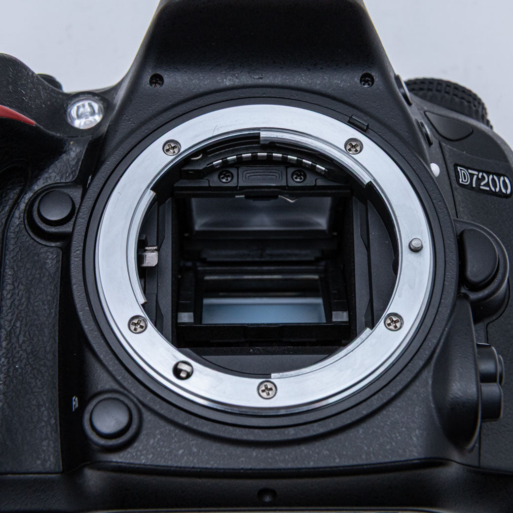 Nikon D7200