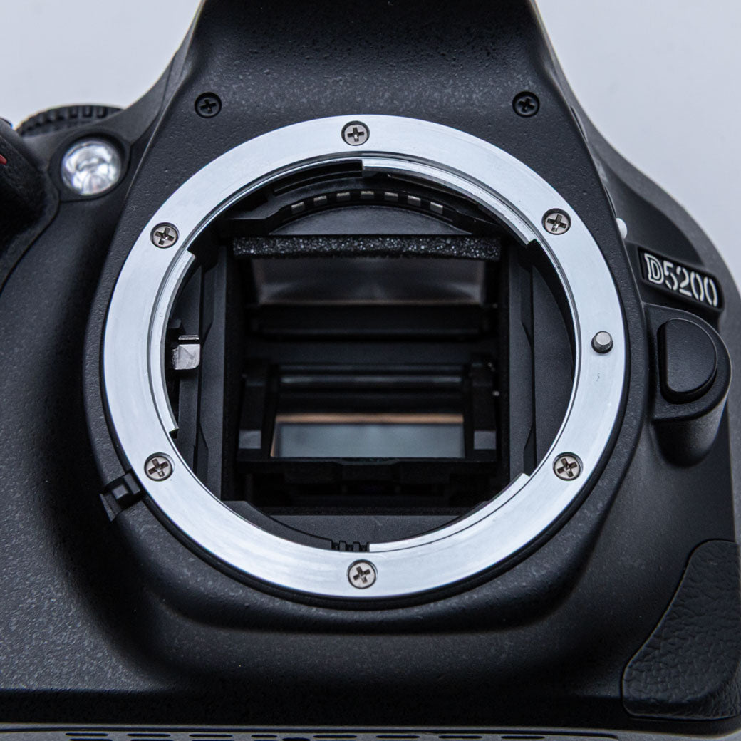 【返品保証・良品】Nikon D5100 + AF-S DX 18-55mm 返品保証・良品】Nikon D5100 + AF-S DX 18-55mm 返品保証・良品